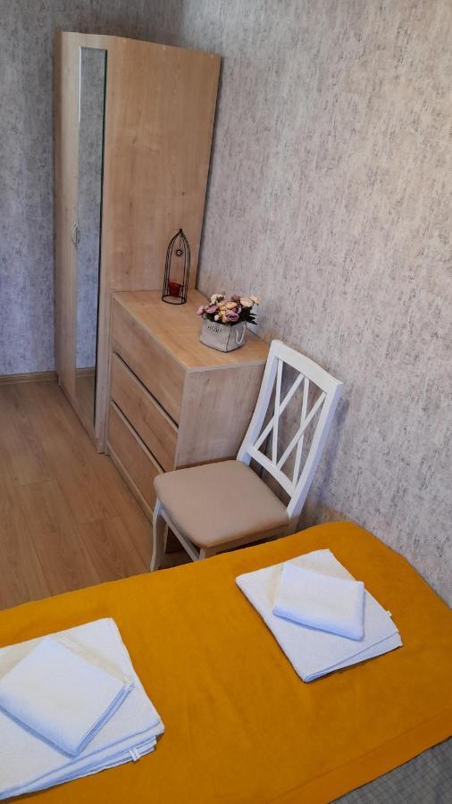 Yellow Apartment Tbilisi Ngoại thất bức ảnh